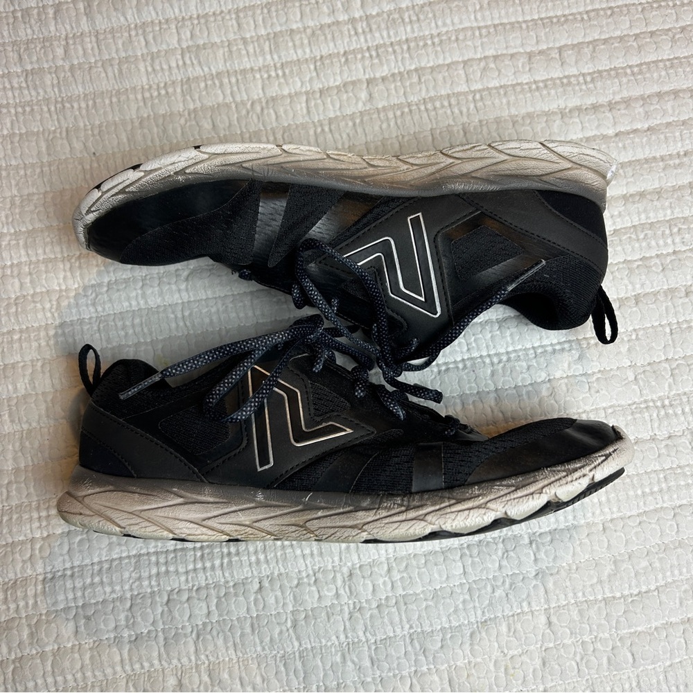 Vionic black 335Miles Athletic Running Shoes Women’s Size 10